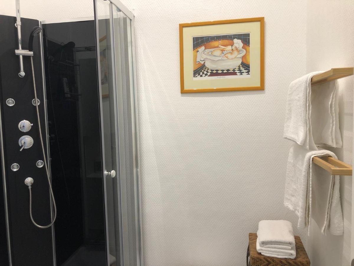 Villa Camelia Grand Studio Quartier Thermal Vichy Bagian luar foto